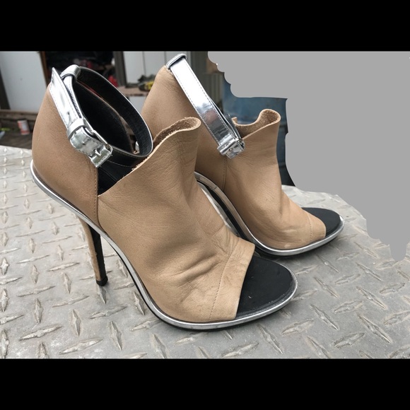 grey suede pumps
